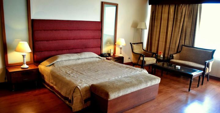 Hotel Shivalikview Chandīgarh Exterior foto